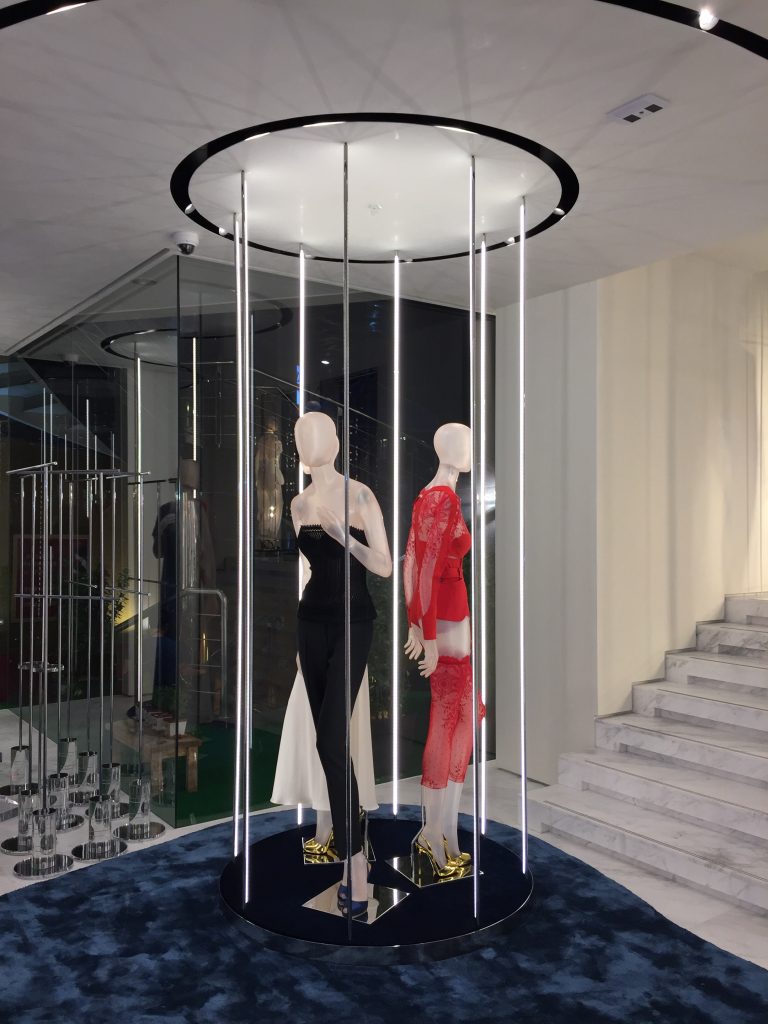 La Perla Flagship Store Light And Style