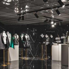 Linea Light Group illuminates the BonottoEditions showroom